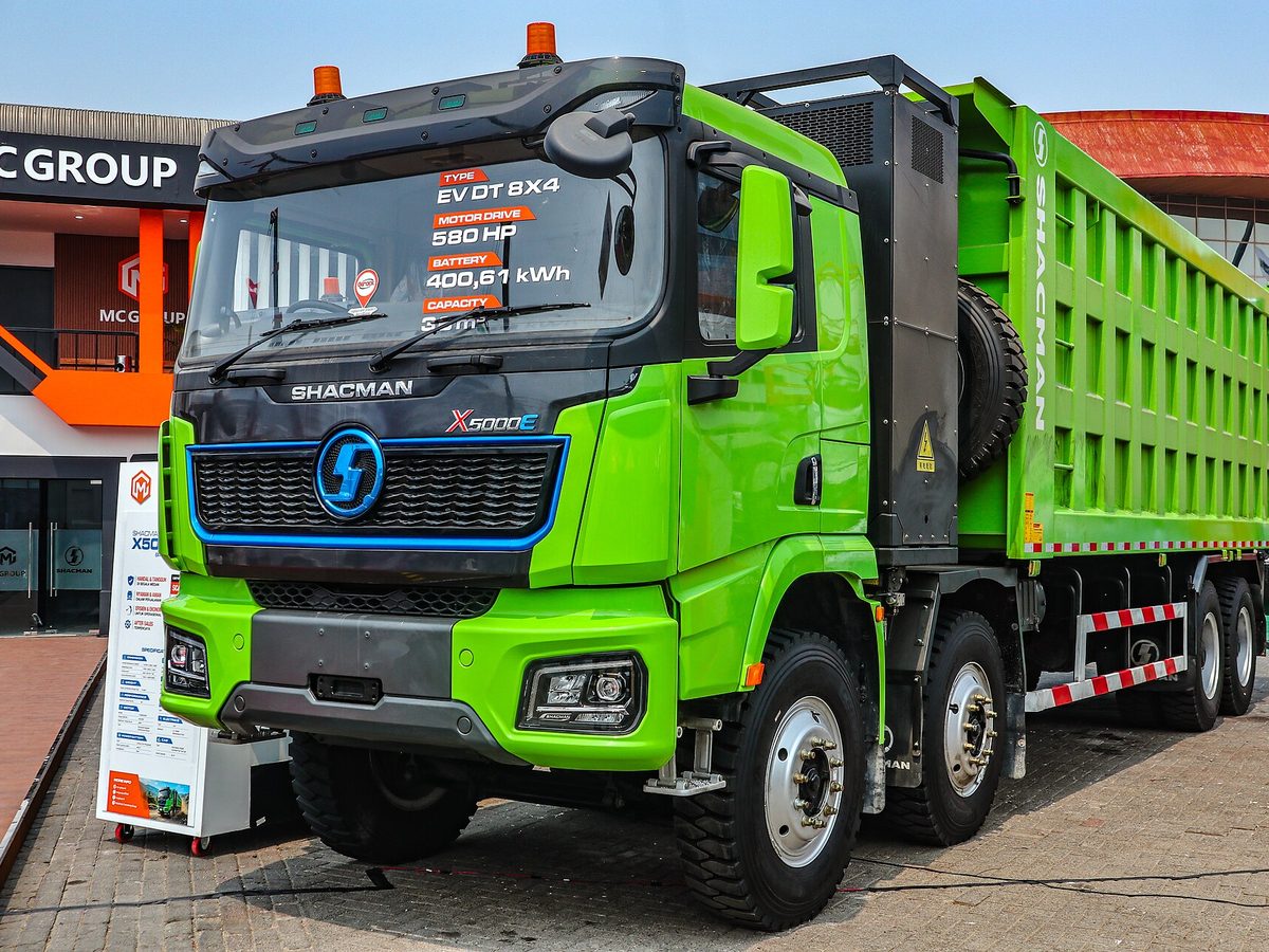 Tipper truck 6x4 371hp 30t (Sinotruk Howo), new