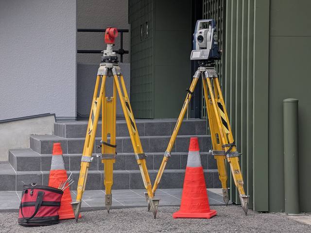 Total station